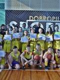 У Добропіллі презентували першу жіночу команду з баскетболу